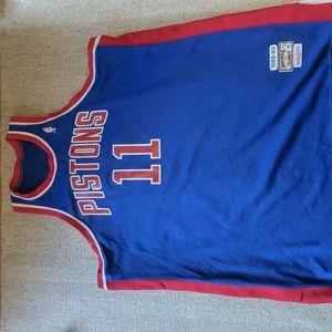 Mitchell and Ness Isaiah Thomas hardwood classics jersey.